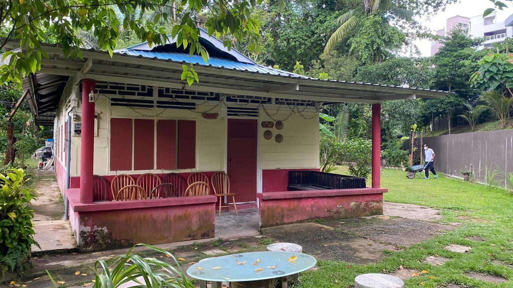 Kampong house at Lorong Buangkok kampong